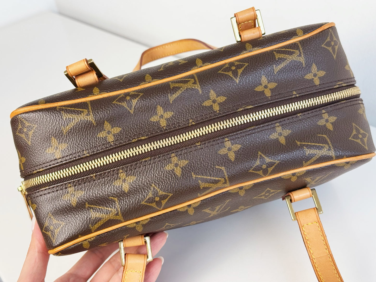 Louis Vuitton Vintage Cite MM Shoulder Bag