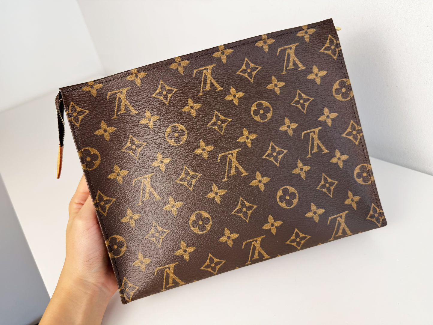 Louis Vuitton Vintage Toiletry 26 Handbag Crossbody Bag