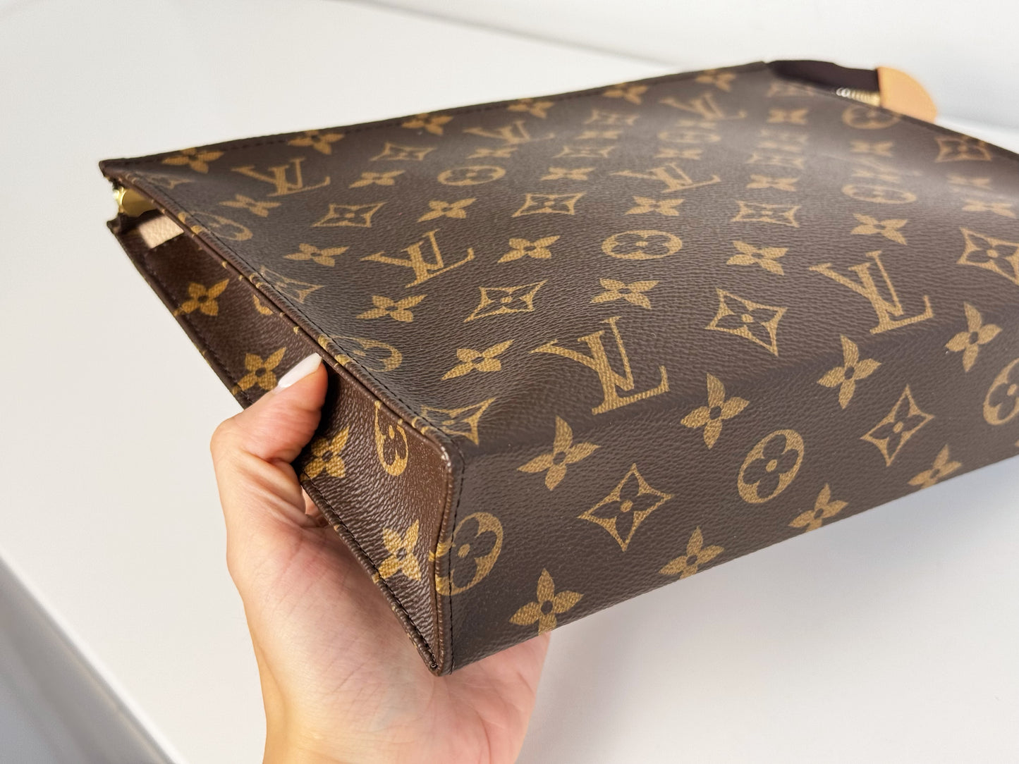 Louis Vuitton Vintage Toiletry 26 Handbag Crossbody Bag