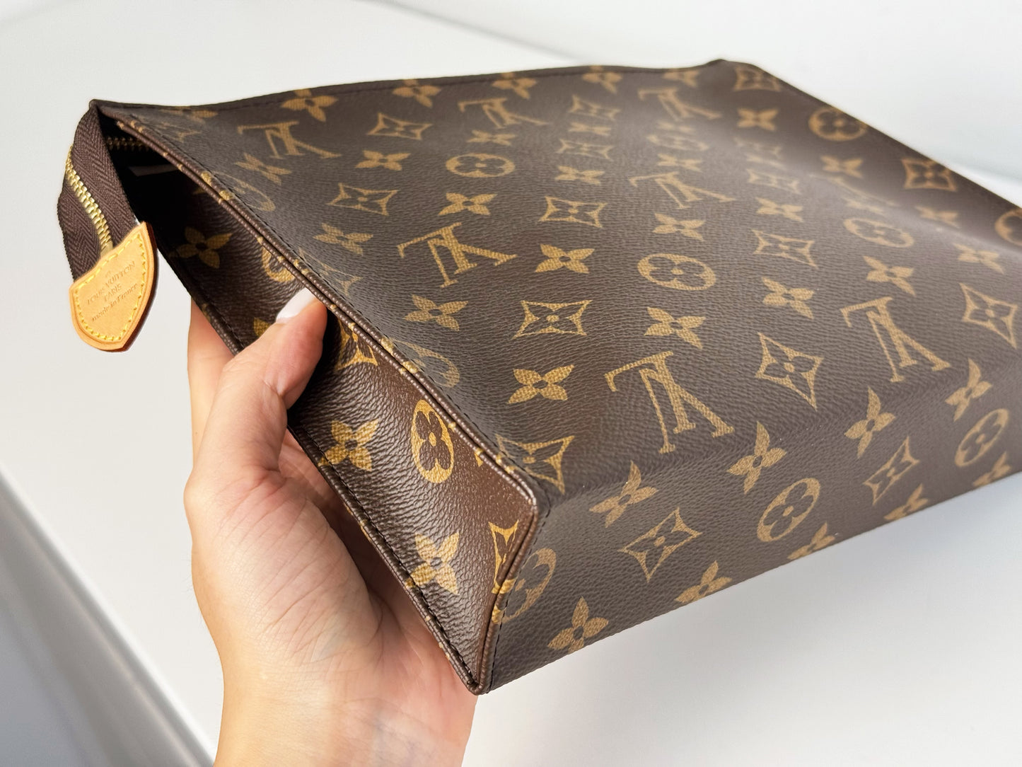 Louis Vuitton Vintage Toiletry 26 Handbag Crossbody Bag