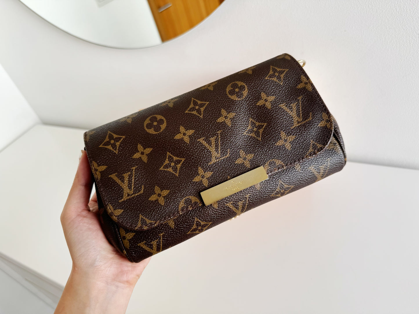 Louis Vuitton Vintage Favorite PM Shoulder Crossbody Bag