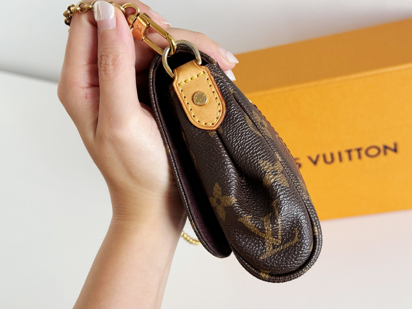 Louis Vuitton Vintage Favorite PM Shoulder Crossbody Bag