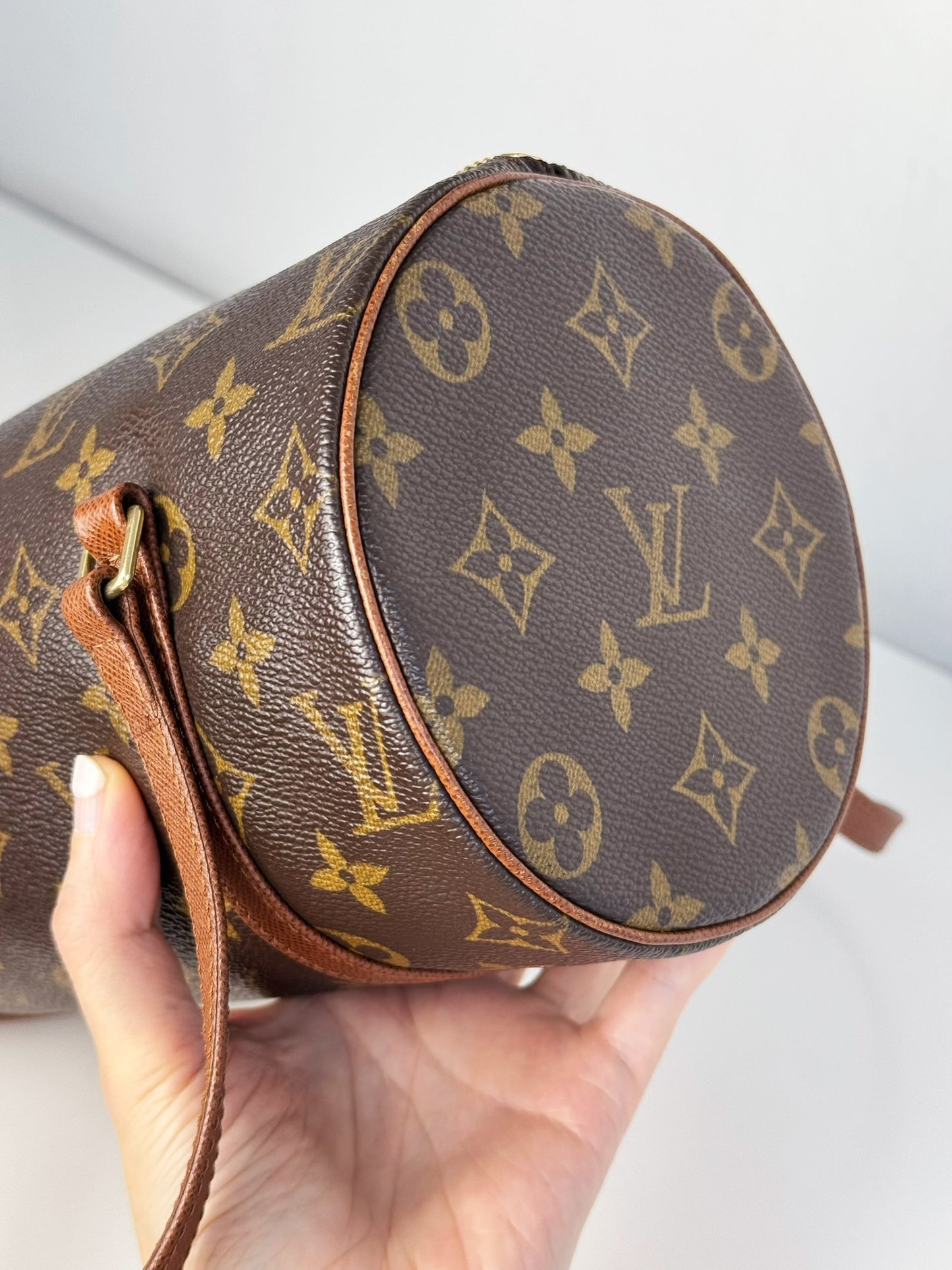 Louis Vuitton Vintage Papillon 26 Handbag Crossbody Bag