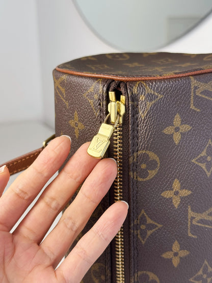 Louis Vuitton Vintage Papillon 26 Handbag Crossbody Bag