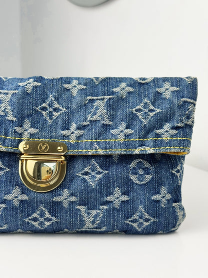 Louis Vuitton Vintage Denim Pochette Plat Clutch Handbag Crossbody Bag