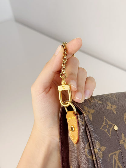 Louis Vuitton Vintage Favorite PM Shoulder Crossbody Bag
