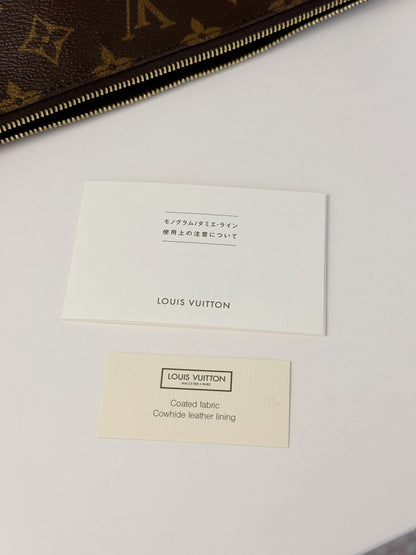 Louis Vuitton Vintage Pochette Accessoires Shoulder Crossbody Bag