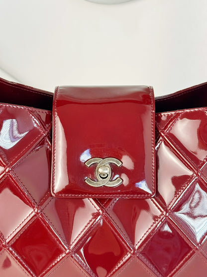 Chanel Vintage Patent Shoulder Bag