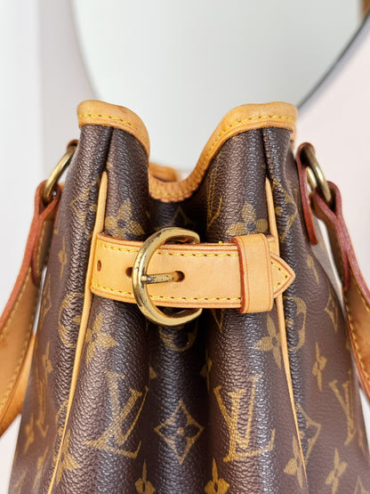 Louis Vuitton Vintage Batignolles Crossbody Bag