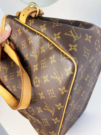 Louis Vuitton Vintage Batignolles Crossbody Bag