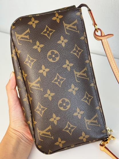 Louis Vuitton Pochette Accessoires Shoulder Crossbody Bag