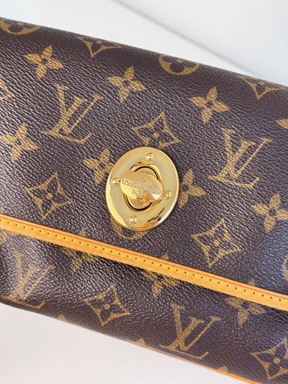 Louis Vuitton Vintage Tikal Shoulder Bag