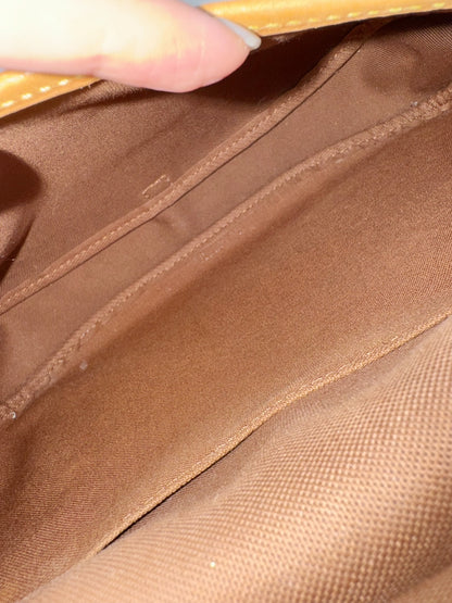 Louis Vuitton Vintage Saumur 30 Shoulder Crossbody Bag