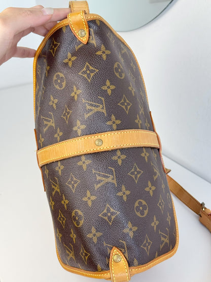Louis Vuitton Vintage Saumur 30 Shoulder Crossbody Bag