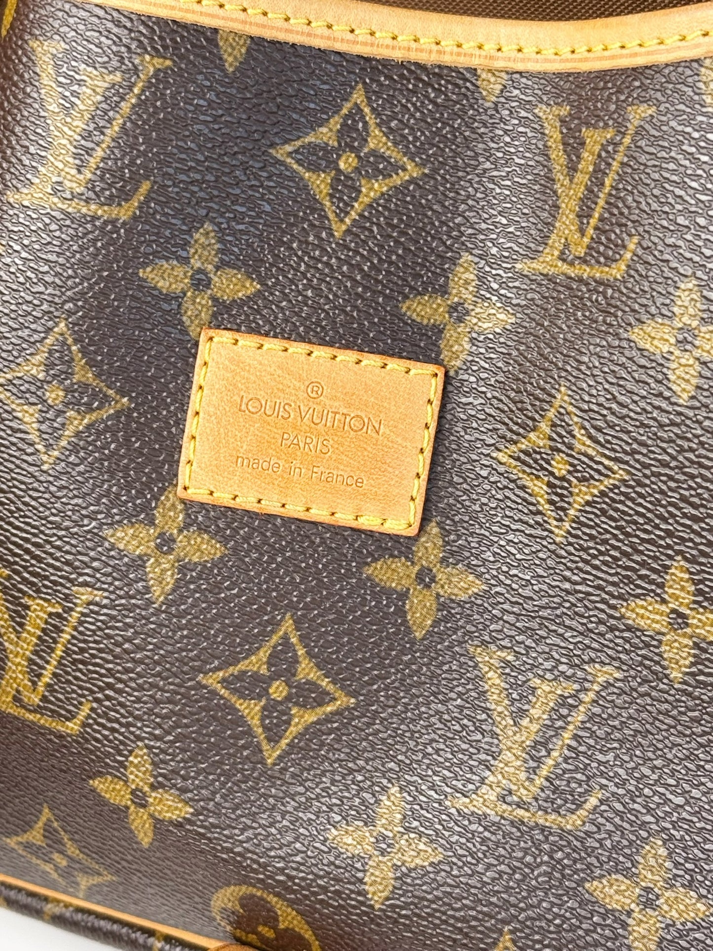 Louis Vuitton Vintage Saumur 30 Shoulder Crossbody Bag