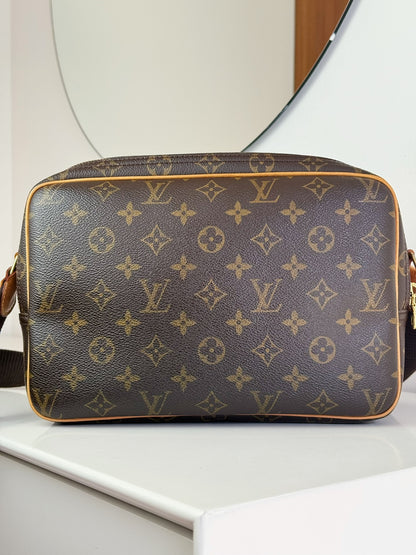 Louis Vuitton Vintage Reporter Shoulder Crossbody Bag