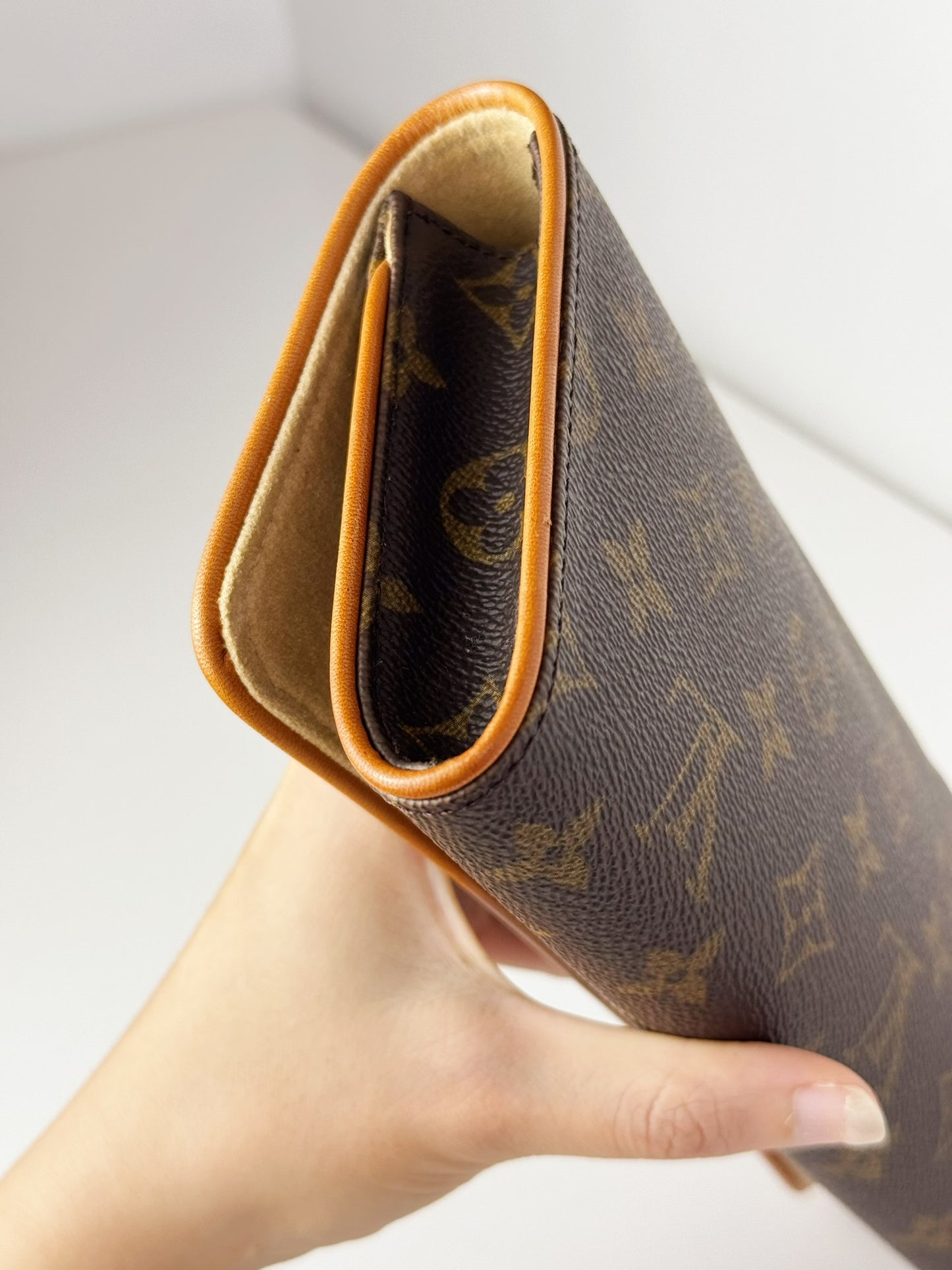 Louis Vuitton Vintage Twin Pochette GM Crossbody Shoulder Bag