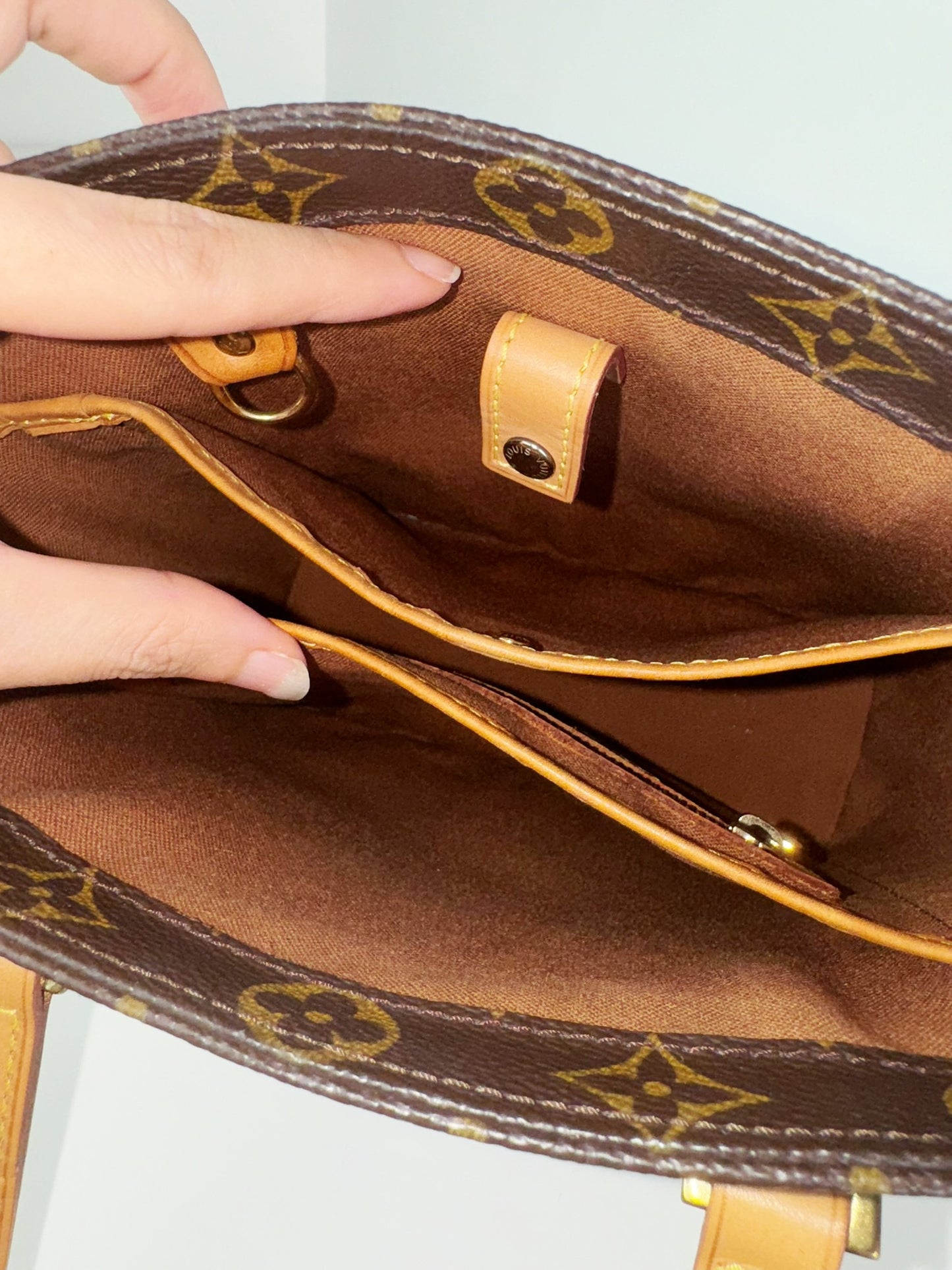 Louis Vuitton Vintage Vavin Vivian Handbag Crossbody Bag