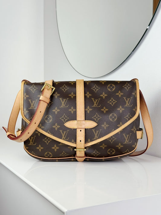 Louis Vuitton Vintage Saumur 30 Shoulder Crossbody Bag