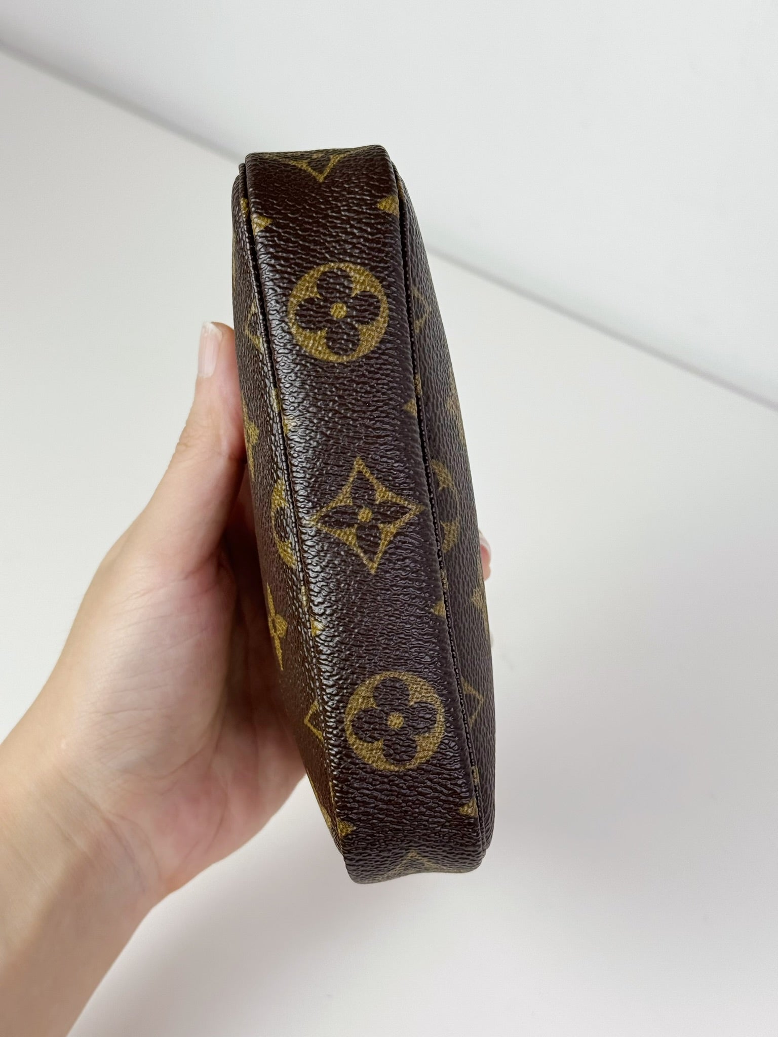 Louis Vuitton Vintage Mini Pochette Accessoires Shoulder