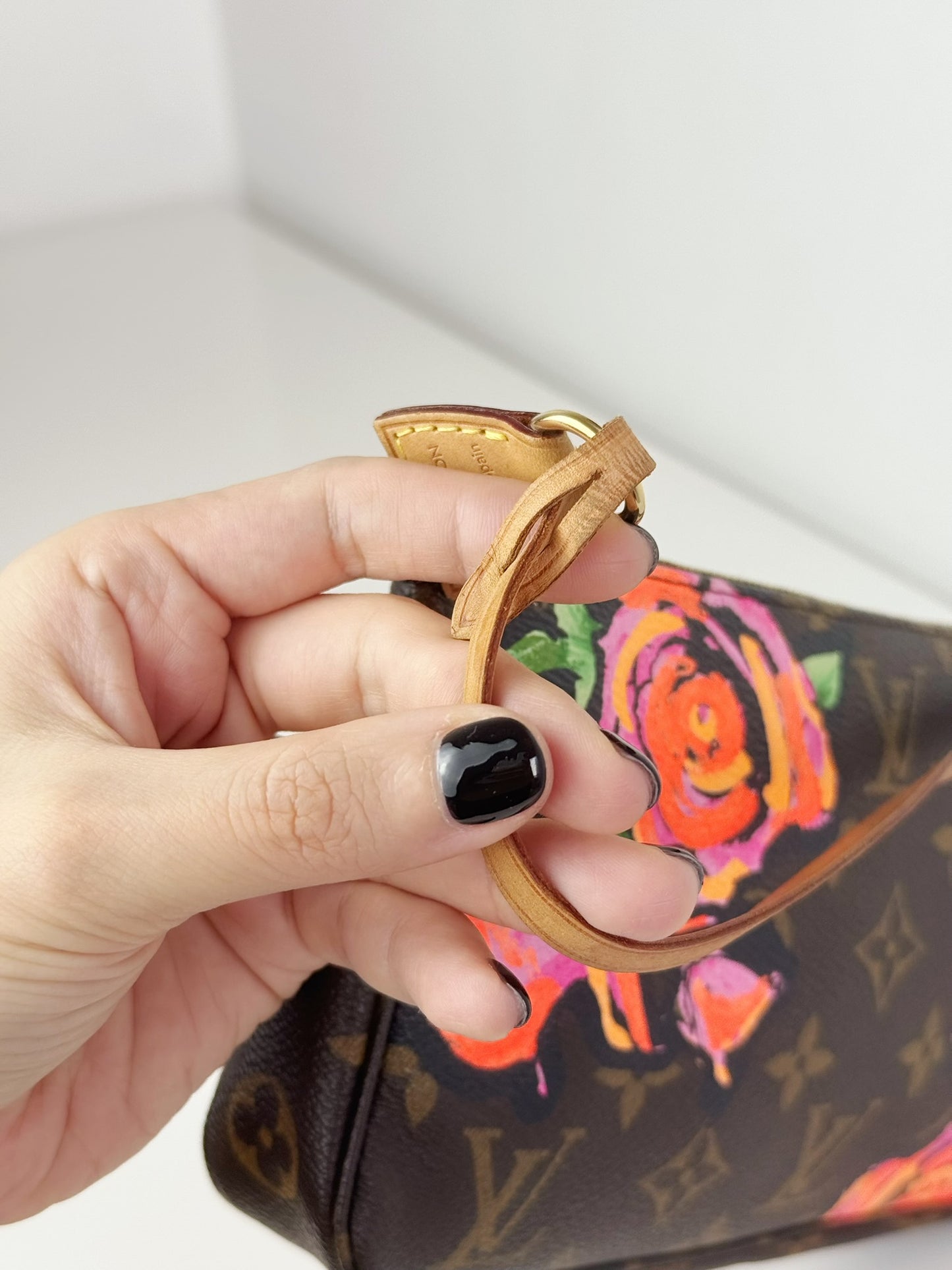 Louis Vuitton Vintage Limited Edition Rose Pochette Accessoires Shoulder Crossbody Bag