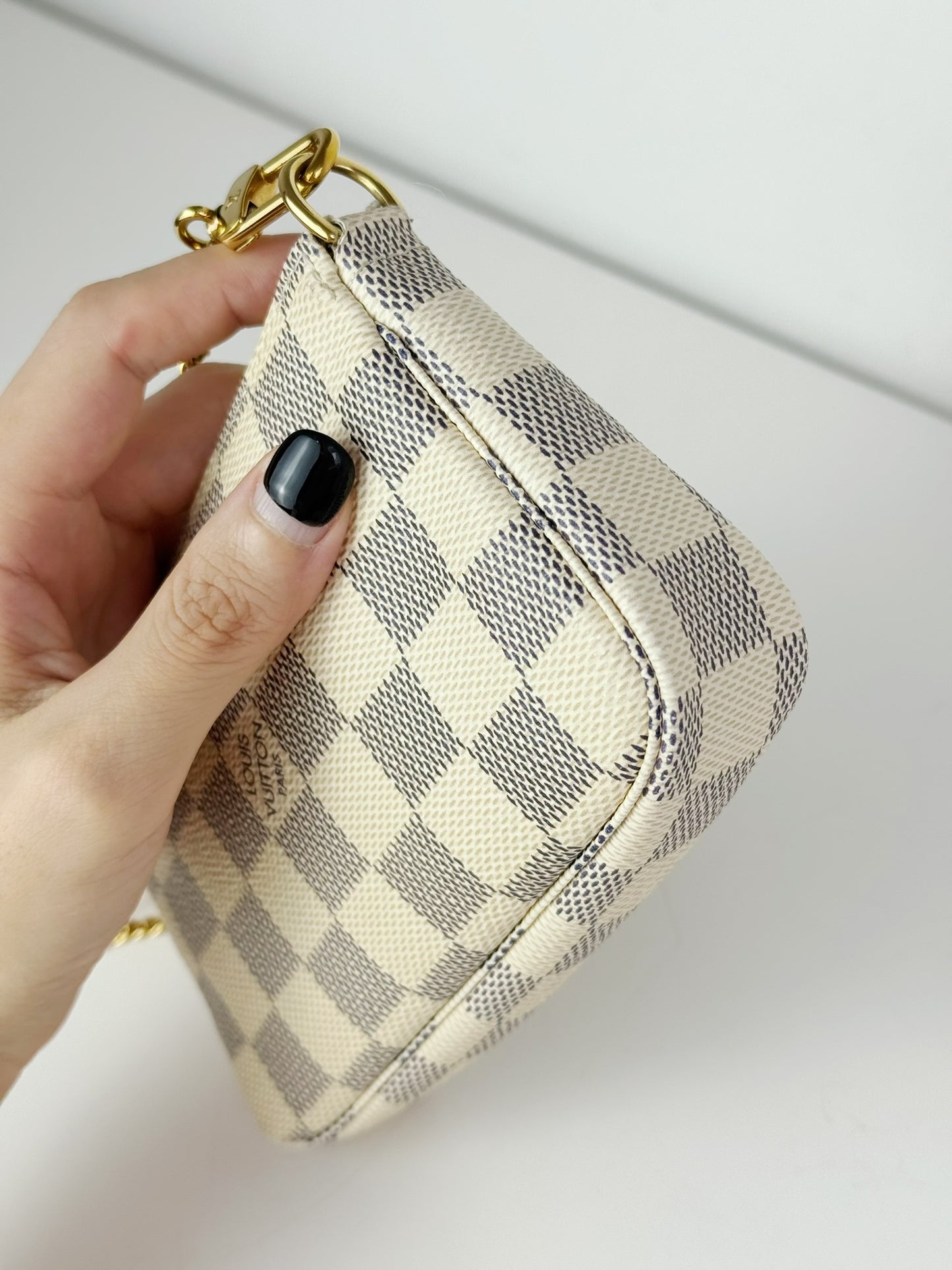 Louis Vuitton Vintage Azur Mini Pochette Accessoires Shoulder Crossbody Bag