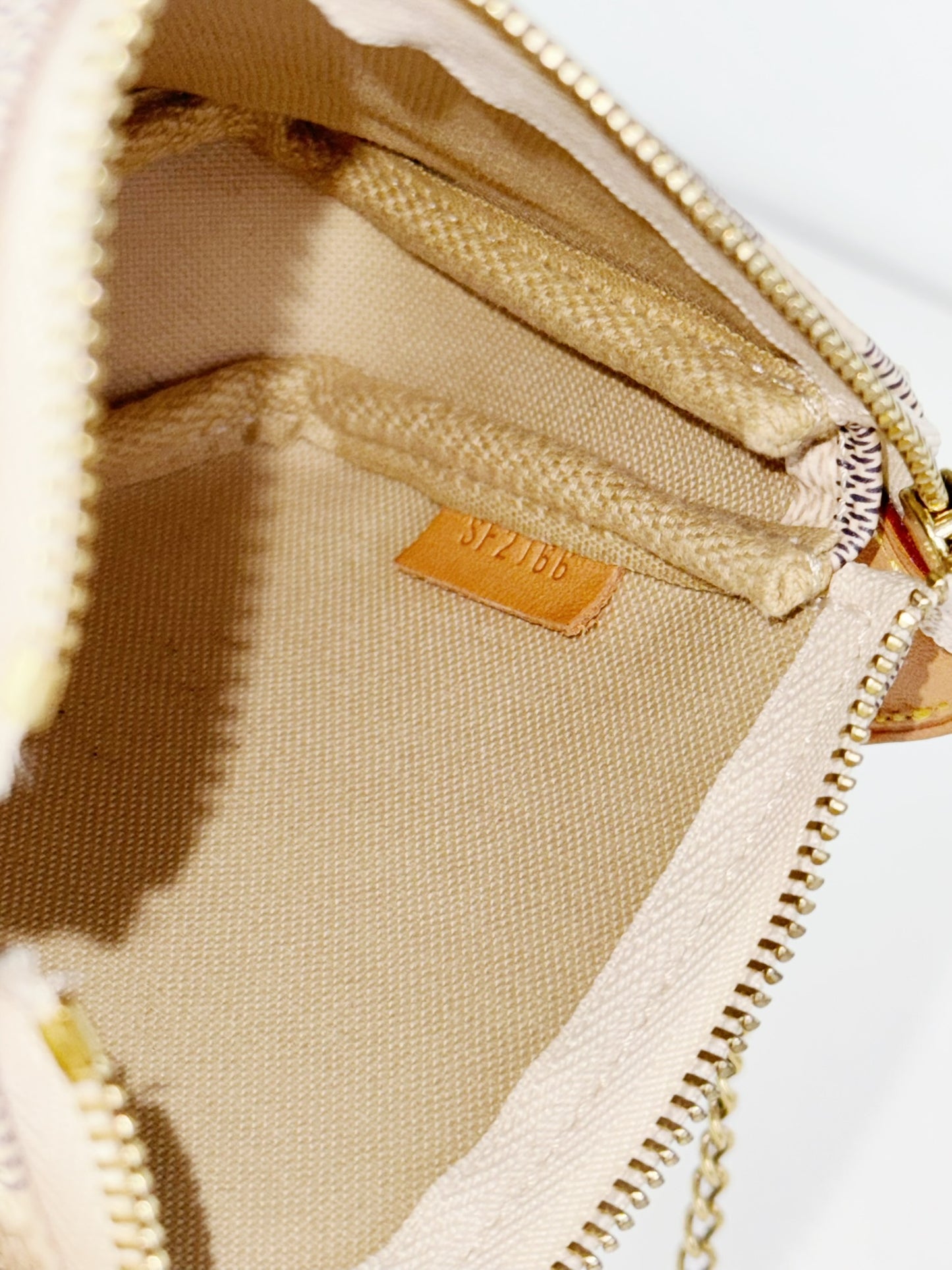 Louis Vuitton Vintage Azur Mini Pochette Accessoires Shoulder Crossbody Bag