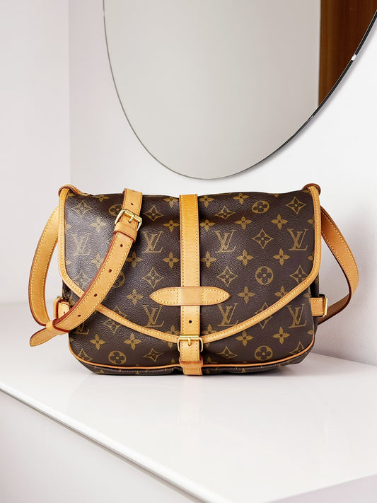 Louis Vuitton Vintage Saumur 30 Shoulder Crossbody Bag