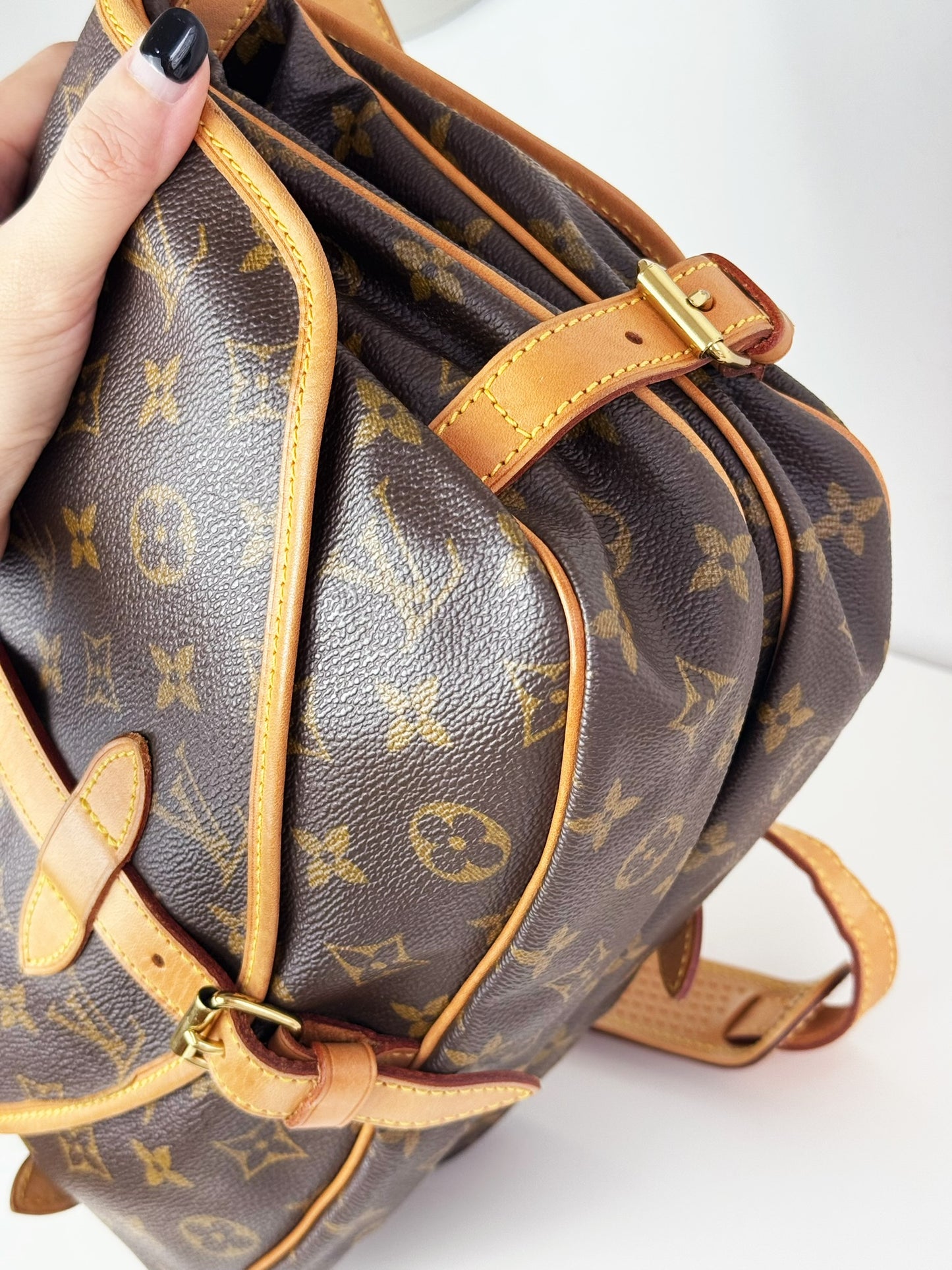 Louis Vuitton Vintage Saumur 30 Shoulder Crossbody Bag