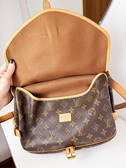 Louis Vuitton Vintage Saumur 30 Shoulder Crossbody Bag