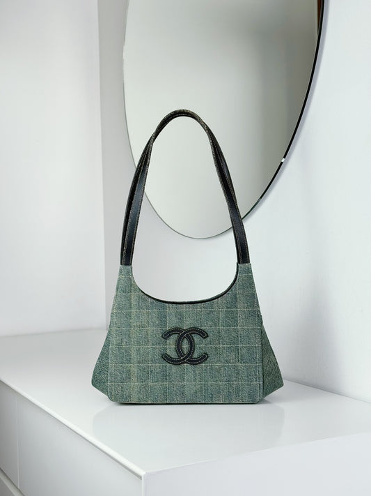 Chanel Vintage Denim Chocolate Bar Shoulder Bag