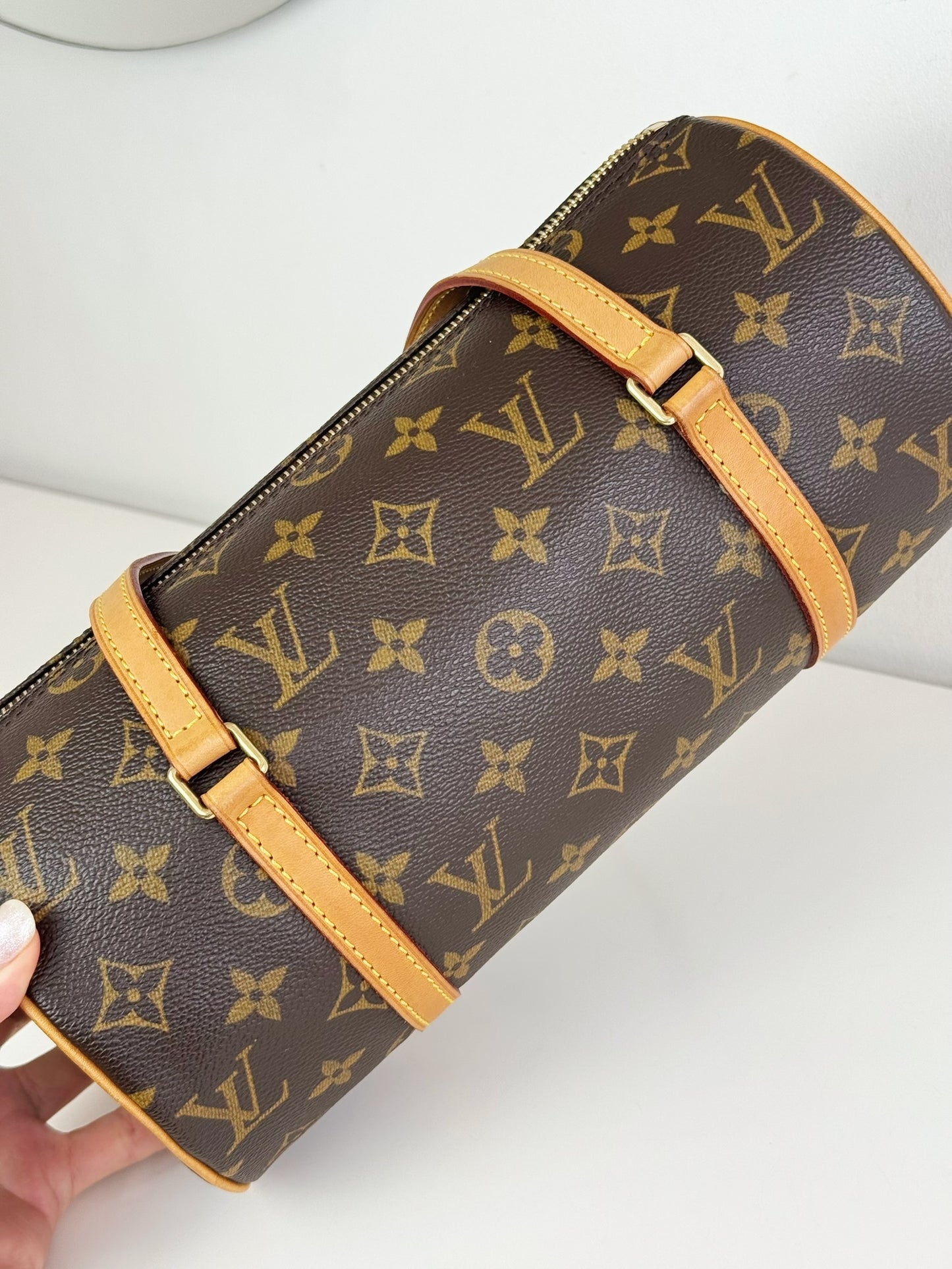 Louis Vuitton Vintage Papillon 26 Handbag Crossbody Bag