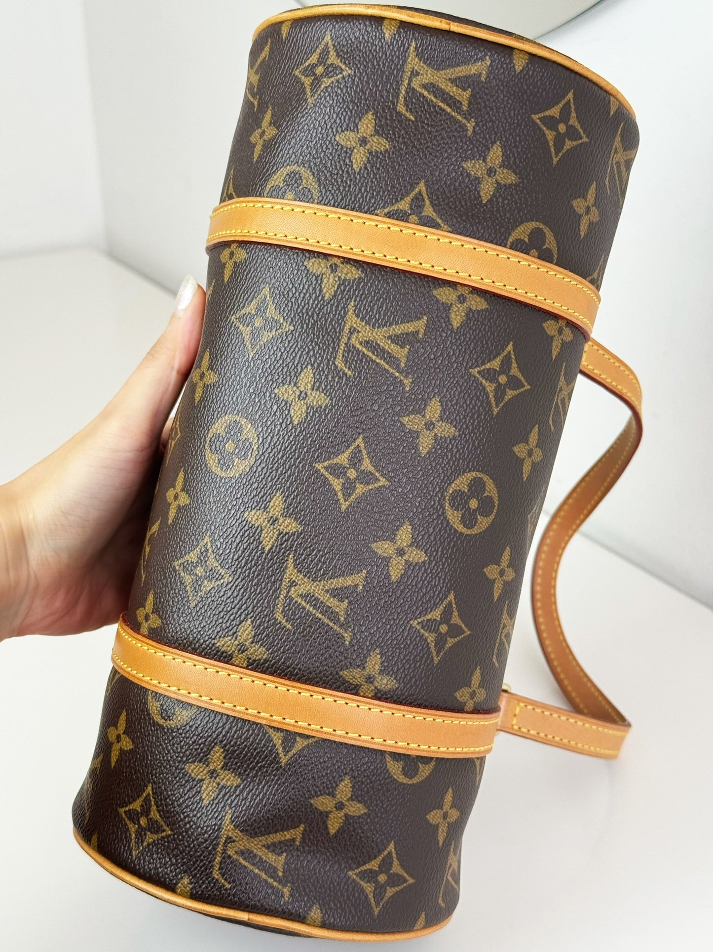 Louis Vuitton Vintage Papillon 26 Handbag Crossbody Bag