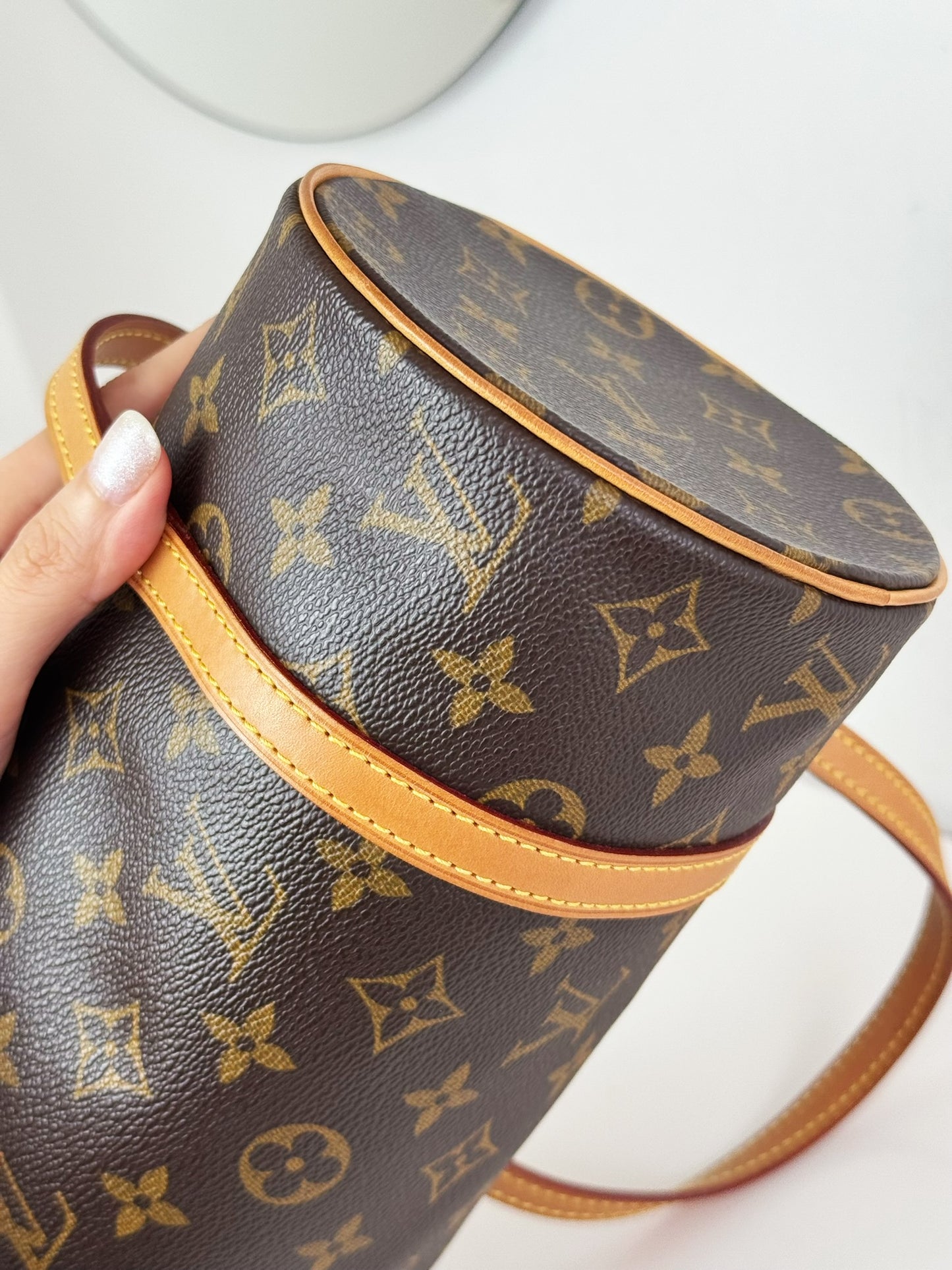 Louis Vuitton Vintage Papillon 26 Handbag Crossbody Bag