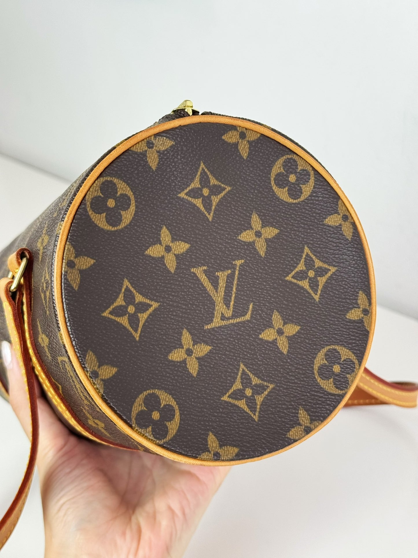 Louis Vuitton Vintage Papillon 26 Handbag Crossbody Bag