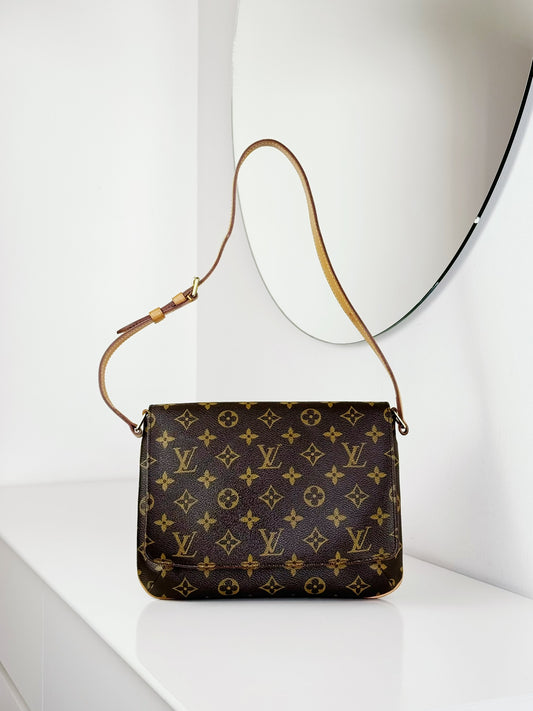 Louis Vuitton Musette Tango Shoulder Crossbody Bag
