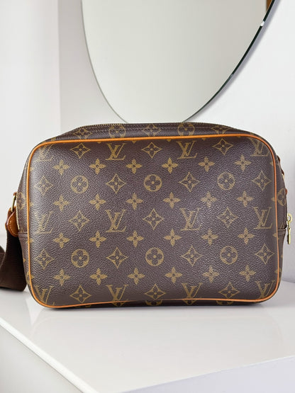Louis Vuitton Vintage Reporter Shoulder Crossbody Bag