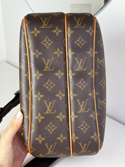 Louis Vuitton Vintage Reporter Shoulder Crossbody Bag