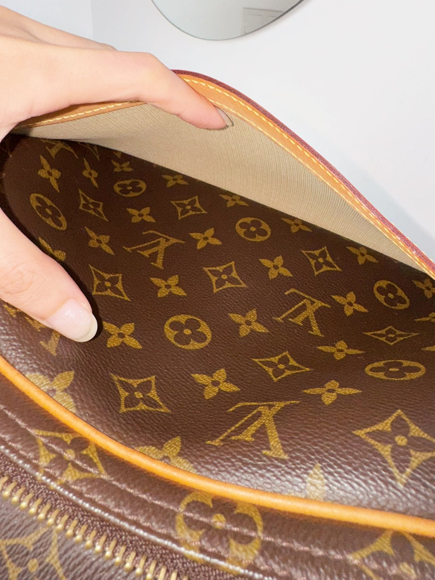 Louis Vuitton Vintage Reporter Shoulder Crossbody Bag