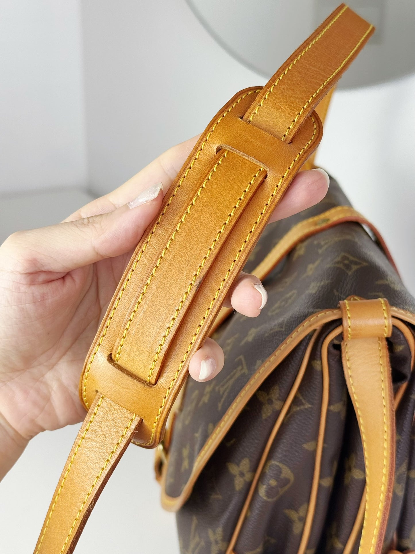 Louis Vuitton Vintage Saumur 30 Shoulder Crossbody Bag