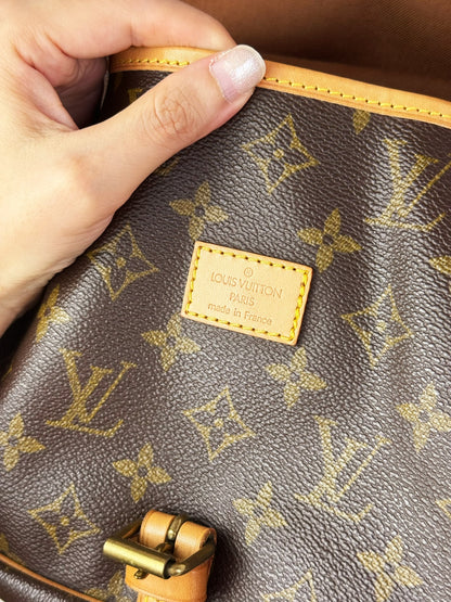 Louis Vuitton Vintage Saumur 30 Shoulder Crossbody Bag