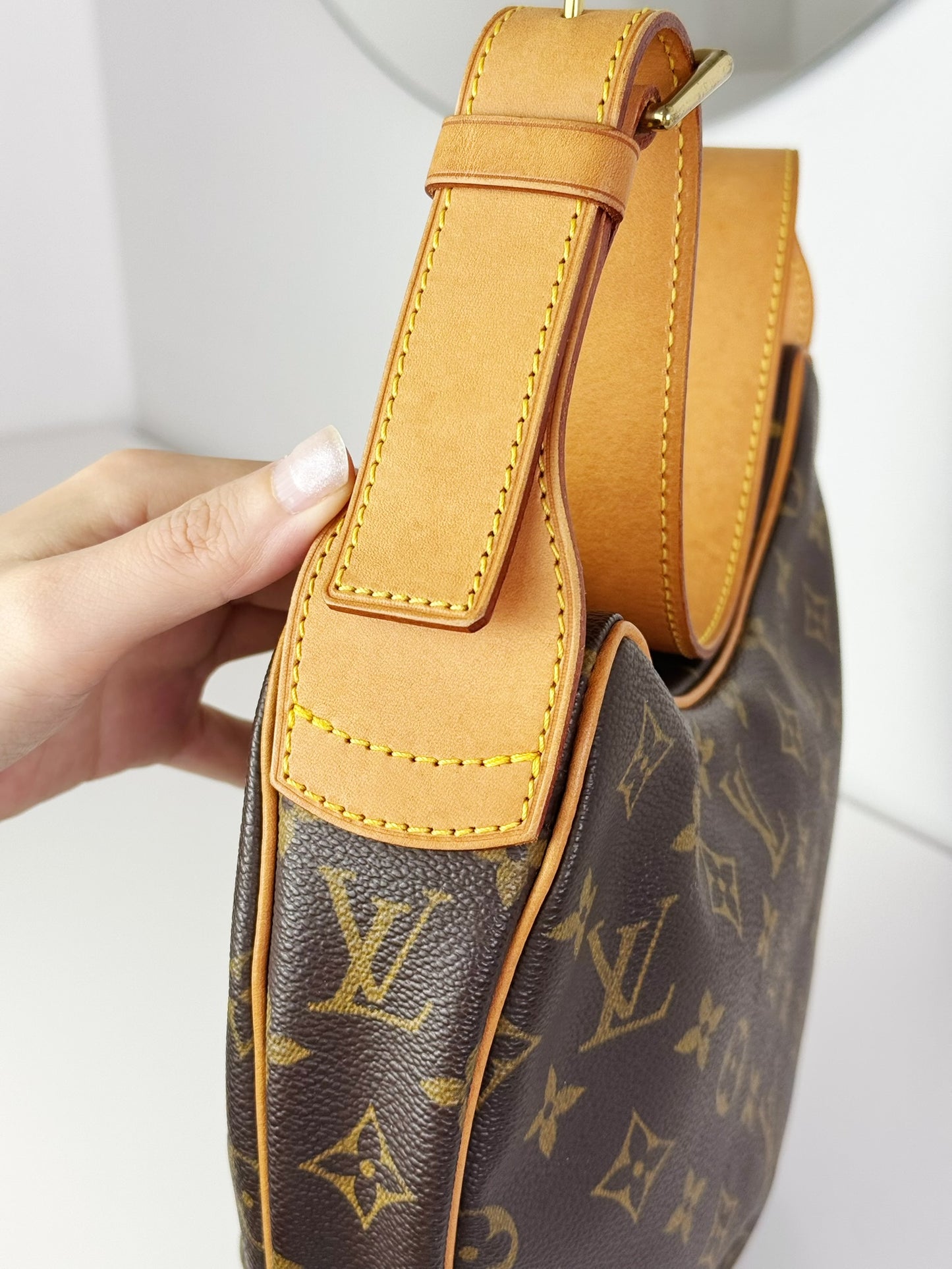 Louis Vuitton Vintage Croissant MM Shoulder Bag