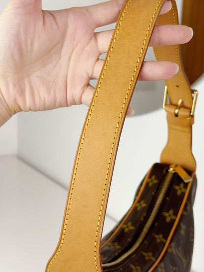 Louis Vuitton Vintage Croissant MM Shoulder Bag