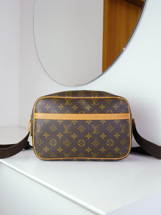 Louis Vuitton Vintage Reporter Shoulder Crossbody Bag