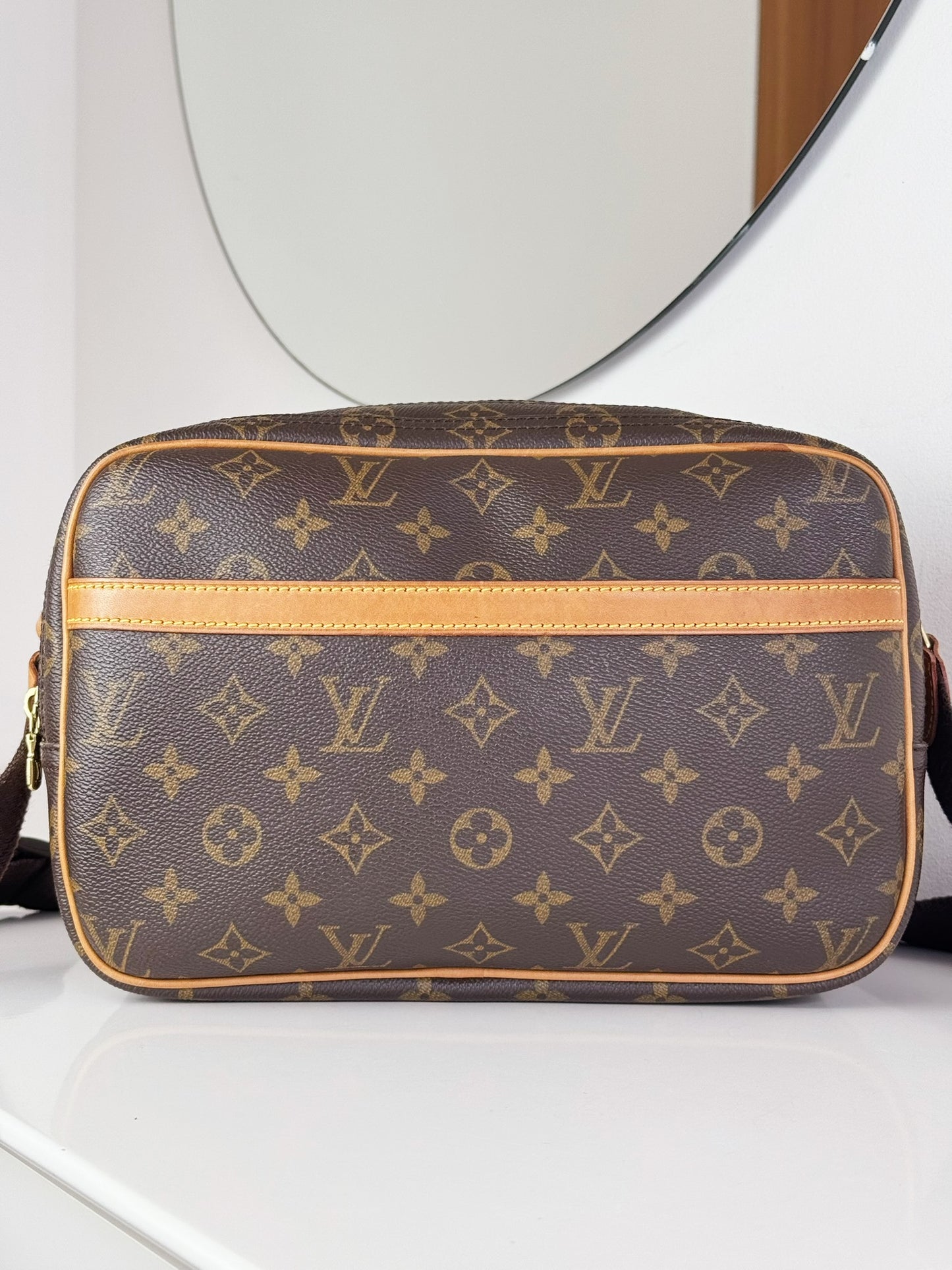 Louis Vuitton Vintage Reporter Shoulder Crossbody Bag