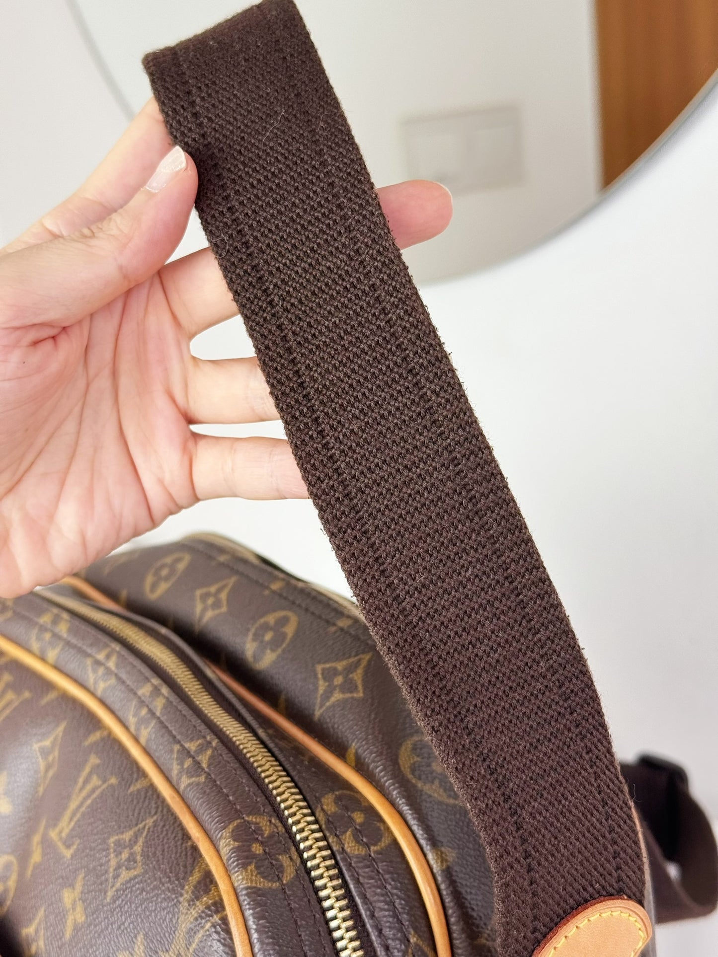 Louis Vuitton Vintage Reporter Shoulder Crossbody Bag