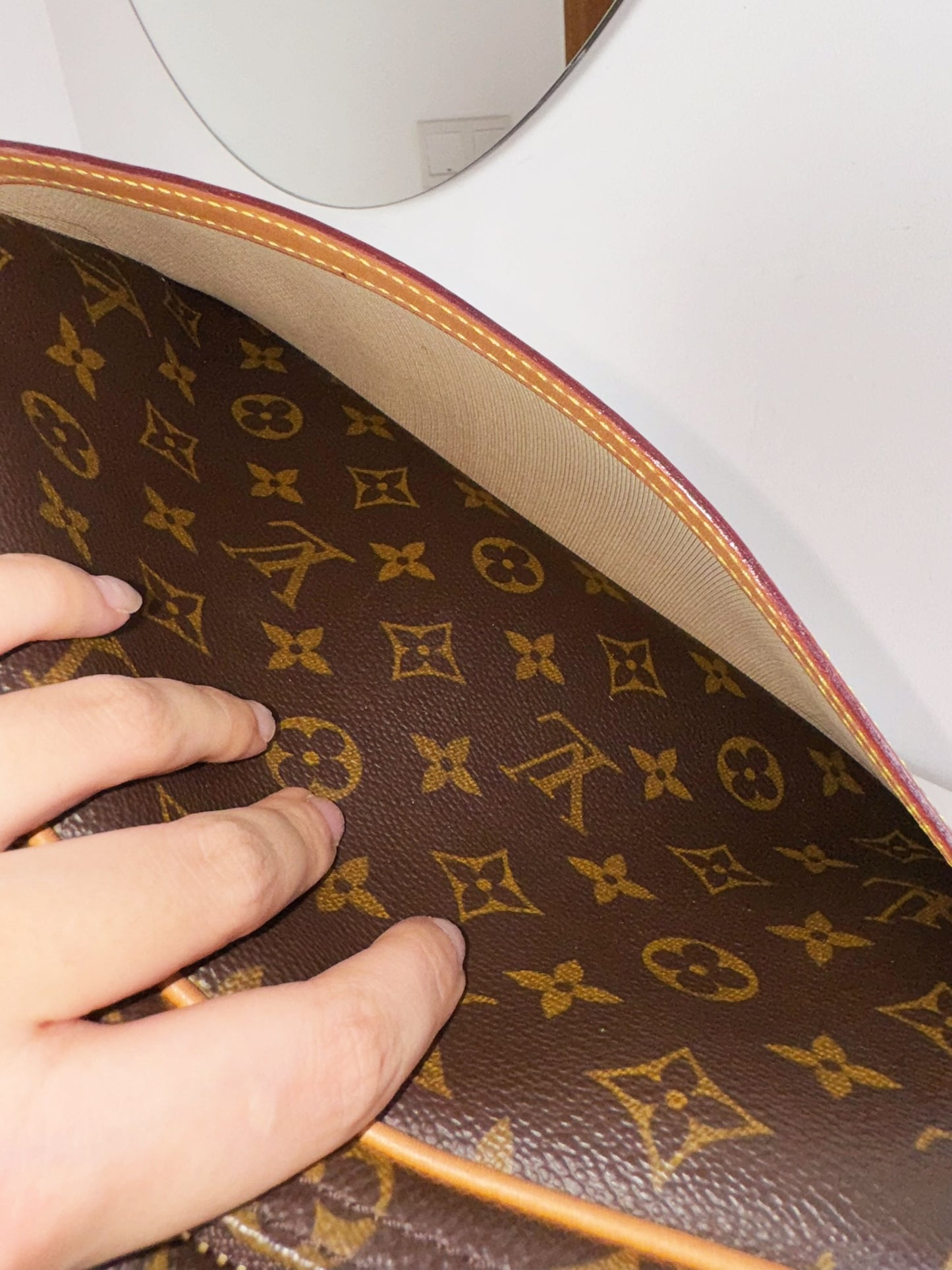 Louis Vuitton Vintage Reporter Shoulder Crossbody Bag