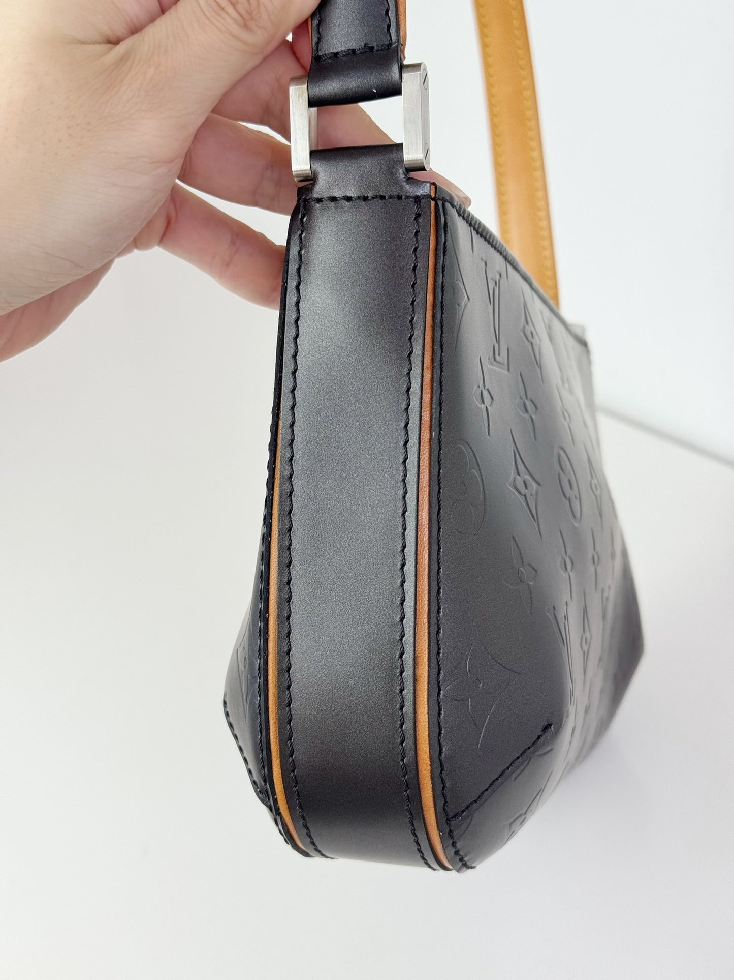 Louis Vuitton Vintage Mat Fowler Shoulder Bag