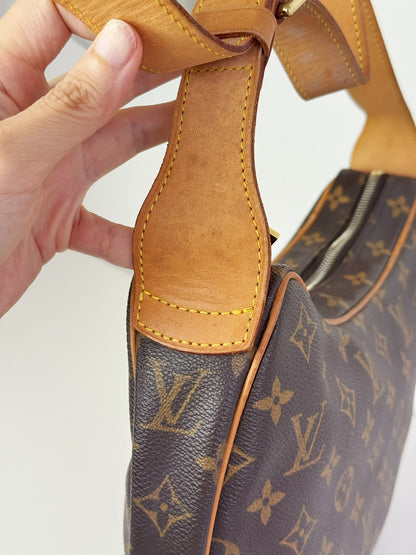 Louis Vuitton Vintage Croissant MM Shoulder Bag