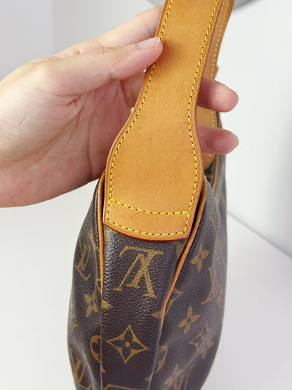 Louis Vuitton Vintage Croissant MM Shoulder Bag